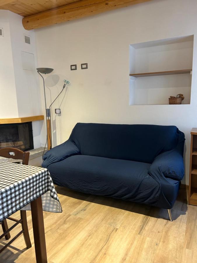 Casa Malva Appartamento Marisa Ed Appartamento Bouganville Cossogno Buitenkant foto