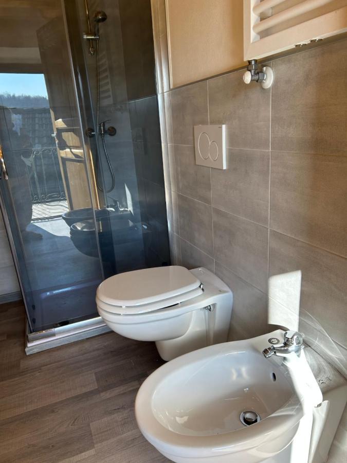 Casa Malva Appartamento Marisa Ed Appartamento Bouganville Cossogno Buitenkant foto
